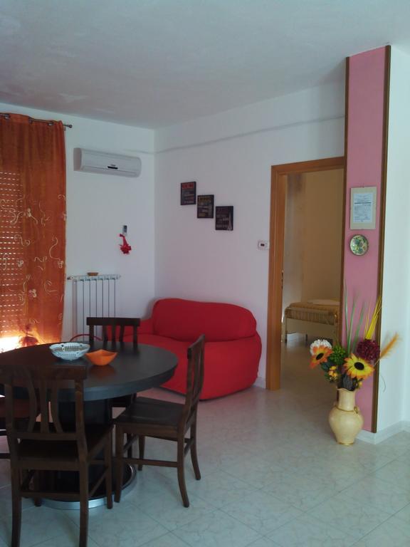 Casa Vacanze Isabella Aliano ภายนอก รูปภาพ