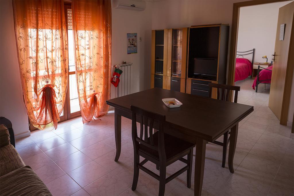 Casa Vacanze Isabella Aliano ภายนอก รูปภาพ