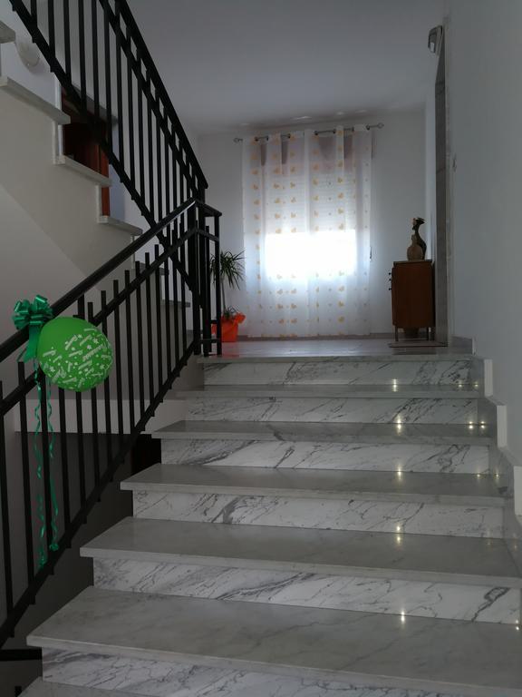 Casa Vacanze Isabella Aliano ภายนอก รูปภาพ